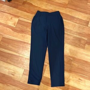 Brand new Tommy Bahama navy women’s golf pant